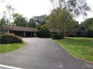 1586 Riverbend Rd, Allentown, PA 18103