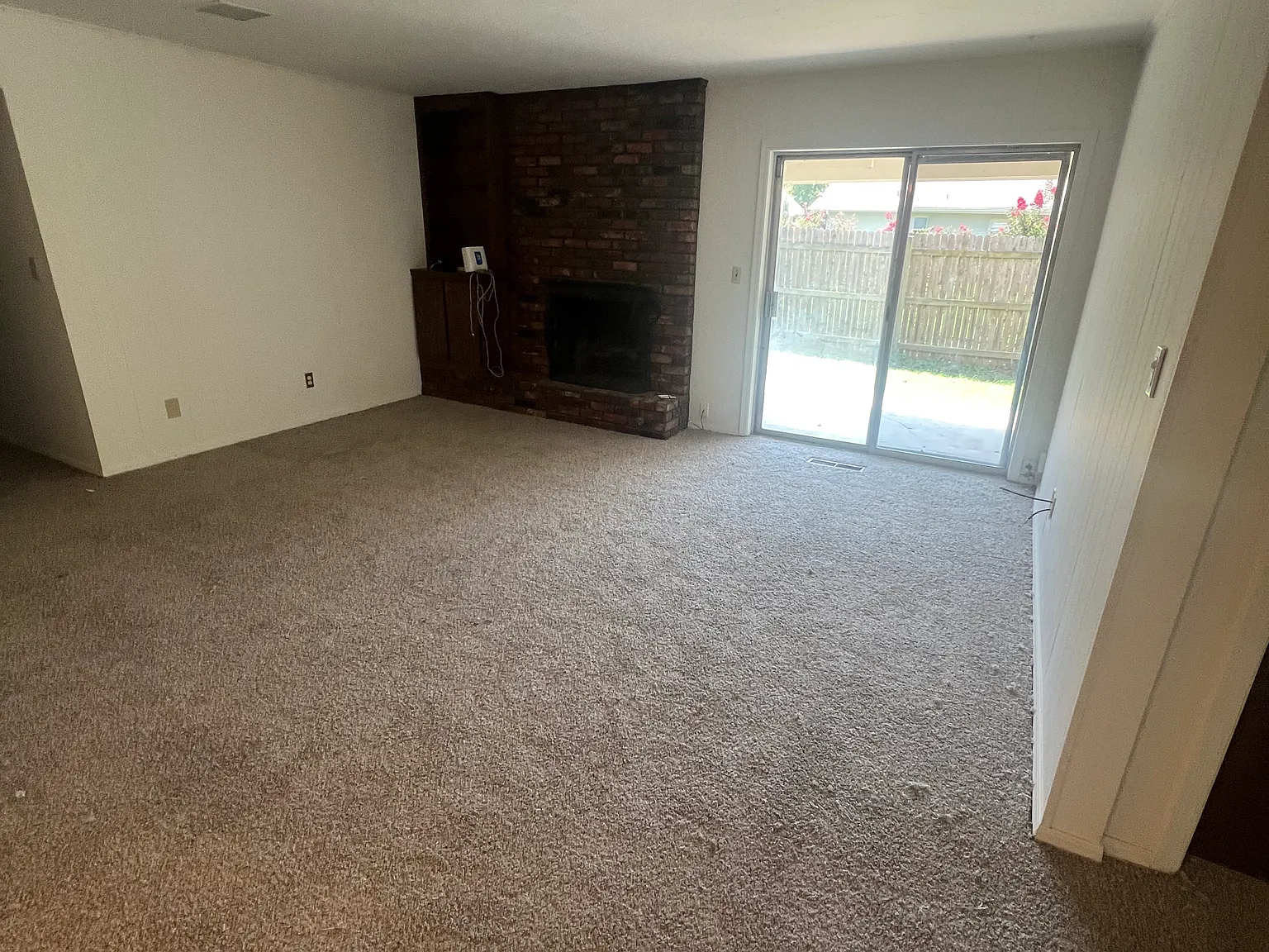 3 bed, 1400 sqft, $1,425 — Photo 3