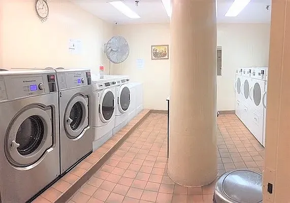 Rented by SoloVentures LLC | media 9