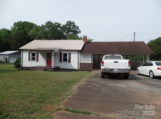 5004 King Wilkinson Rd, Denver, NC 28037