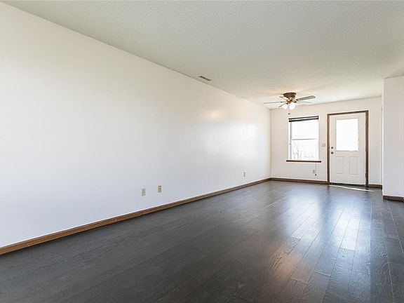 5th image of 10 Al Waterhouse Ave