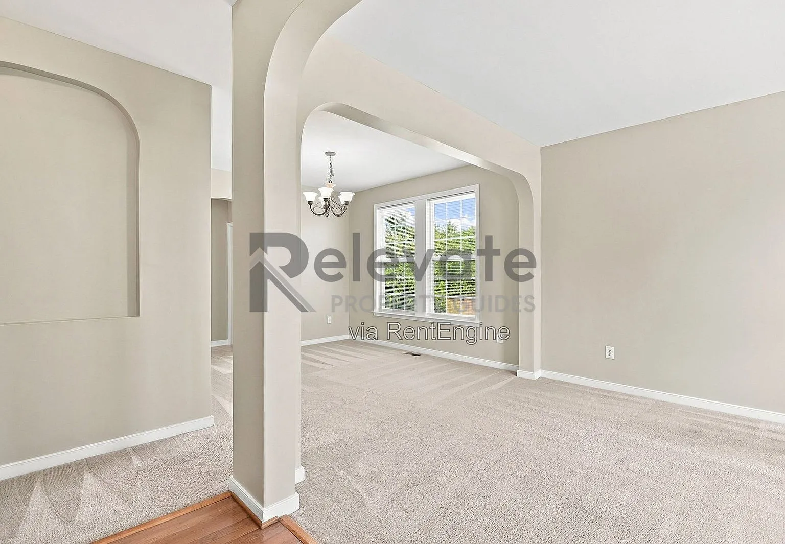 4 bed, 2.0 bath, 2290 sqft, $2,595 — Photo 2