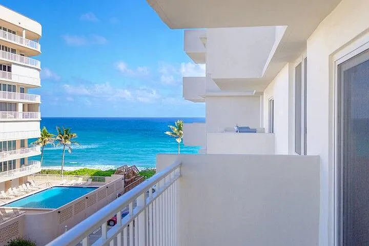 3215 S Ocean Blvd #402 — Photo 1