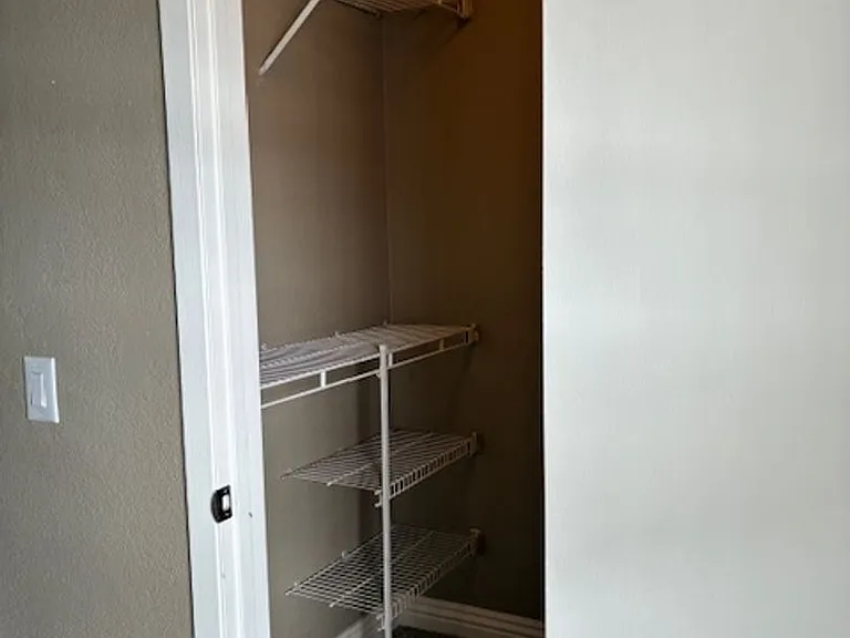 Mandalay Bay Apartments — Photo 86