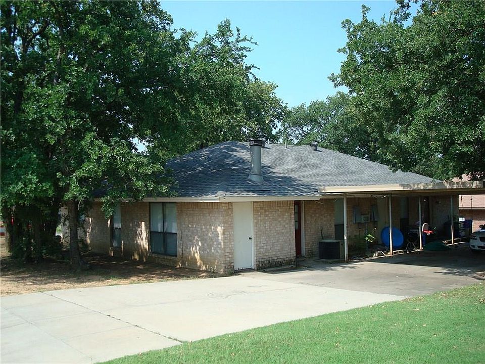 2nd image of 7013 Overton Park
