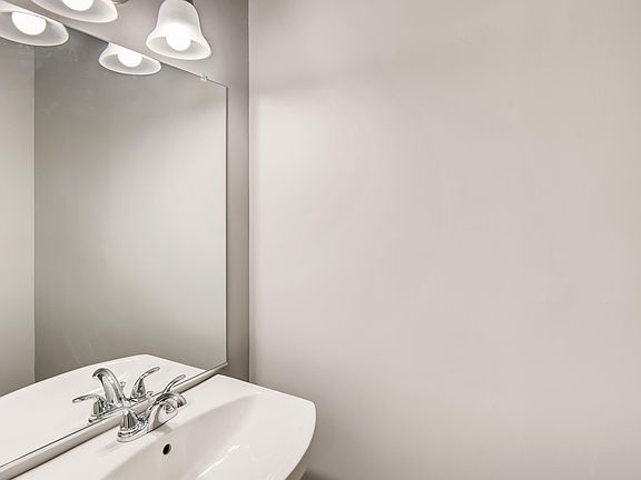4th image of 657 Harr Park Ct #1
