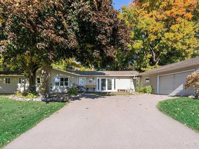 2 Hidden Creek Dr, Marquette, MI, 49855
