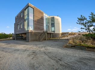 71 Dune Rd, Quogue, NY 11959