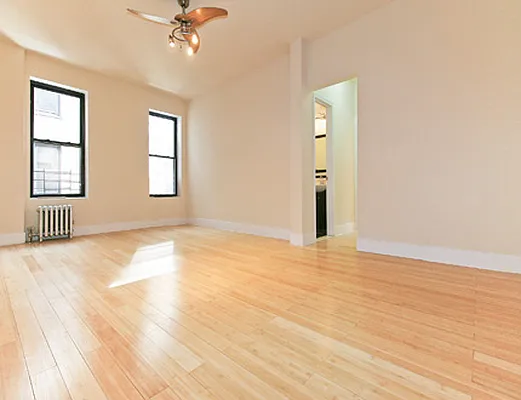 Rented by SW Queens Mezzanine | media 9