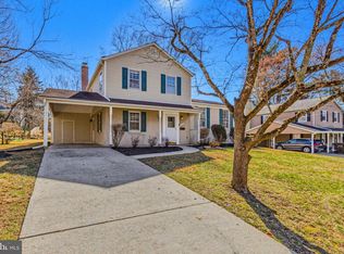 613 Goldsborough Dr, Rockville, MD 20850