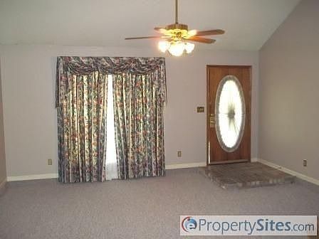 2nd image of 306 N Moss Dr