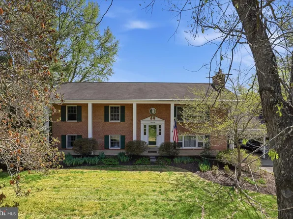 36929 Basswood Ct, Purcellville, VA 20132