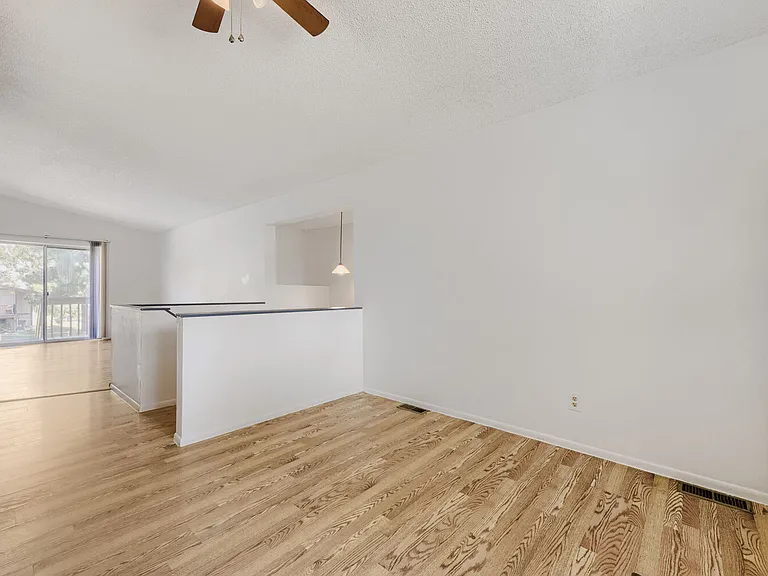 1690 Taft St — Photo 6
