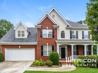 2262 Saint Kennedy Ln, Buford, GA 30518