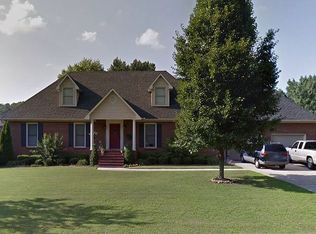 401 Woodfield St SW, Hartselle, AL 35640