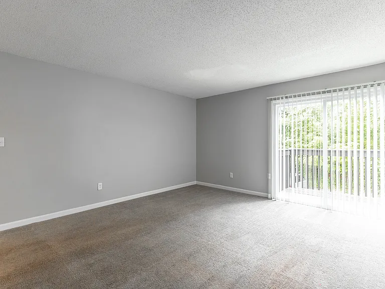 East Ridge Flats and Townhomes — Photo 17
