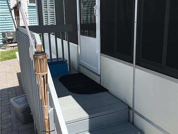 5th image of 1159 Nettles Blvd