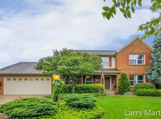 5315 Ticonderoga Dr SE, Kentwood, MI 49508