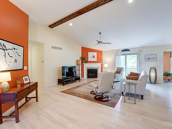 4th image of 4665 Stonehaven Dr