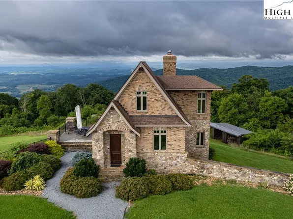 1148 Old Buck Lane, Independence, VA 24348