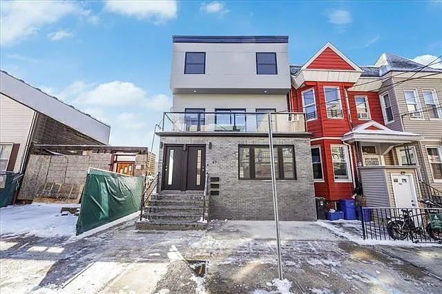 47 Graham St #2 — Photo 33
