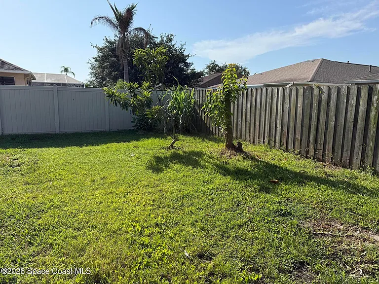 1178 White Oak Cir — Photo 18