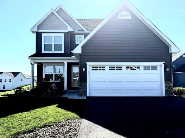 42 Man O War Way, Martinsburg, WV 25404