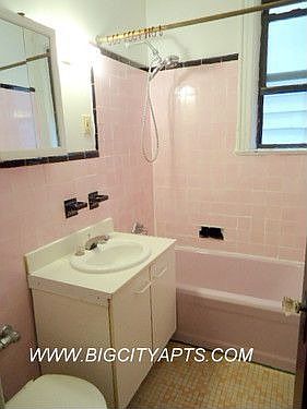 2nd image of 8761 111th St