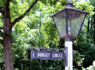 1 Sunset Cir, Little Rock, AR 72207