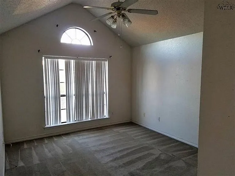 5307 Northview Dr — Photo 12