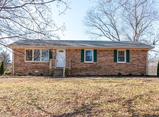 2241 Harlan Dr, Lawrenceburg, TN 38464