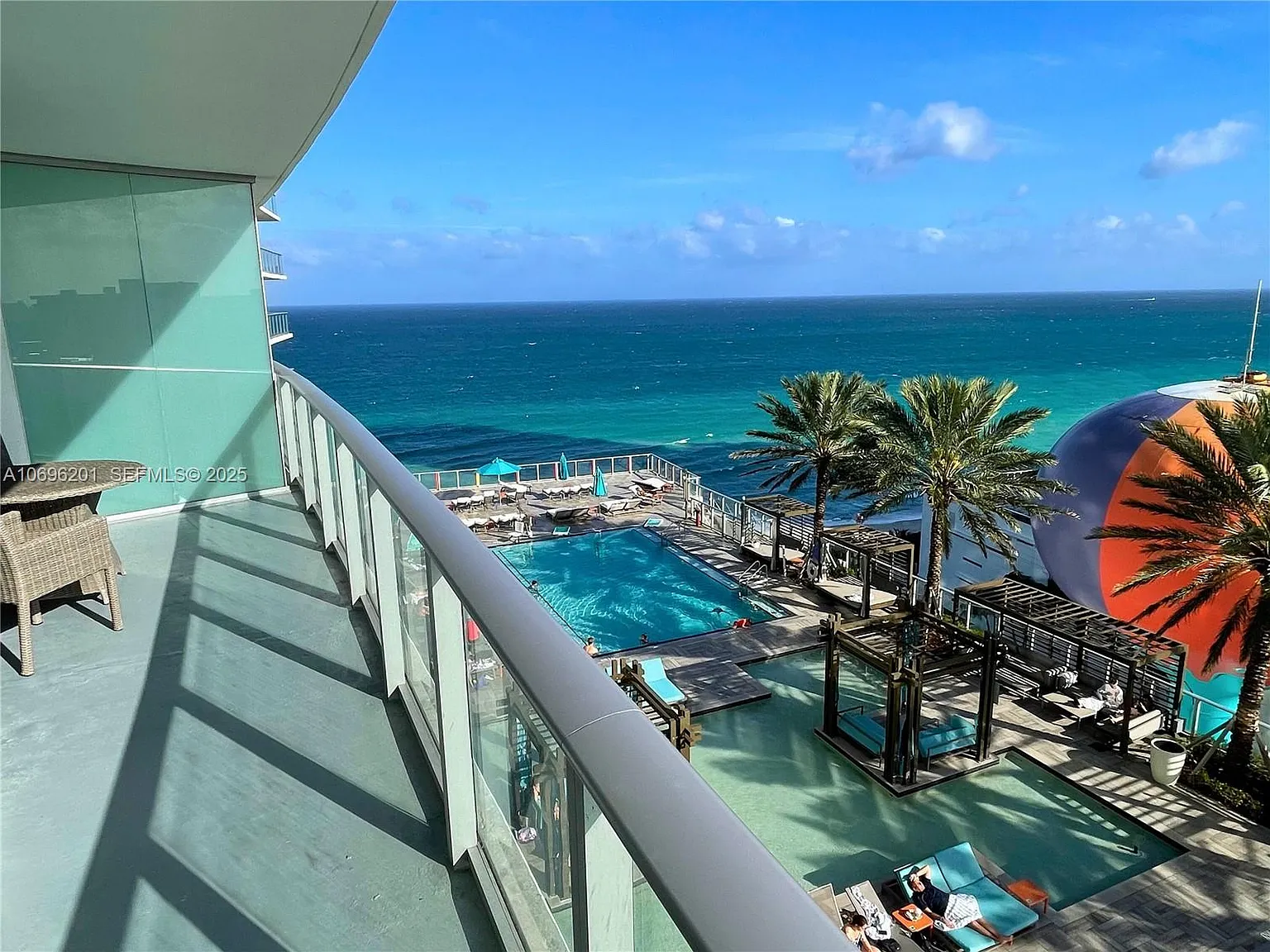 Lyfe Resort — Photo 1