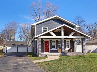 820 N River Rd, McHenry, IL 60051