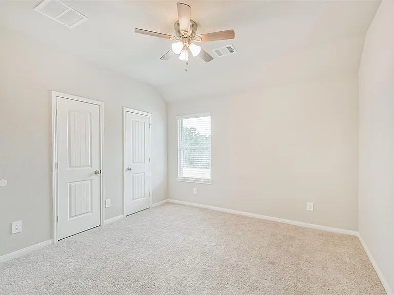 2934 Lawrence Park Ct — Photo 27