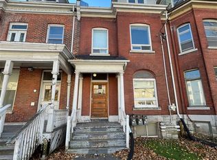 230 Brock St #3, Kingston, ON K7L1S4