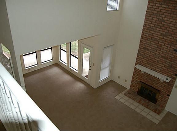 5th image of 7450 Courtside Dr