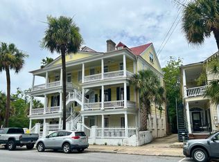 212 Calhoun St APT C, Charleston, SC 29401