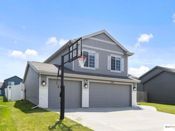 21203 Drexel St, Elkhorn, NE 68022 view 2