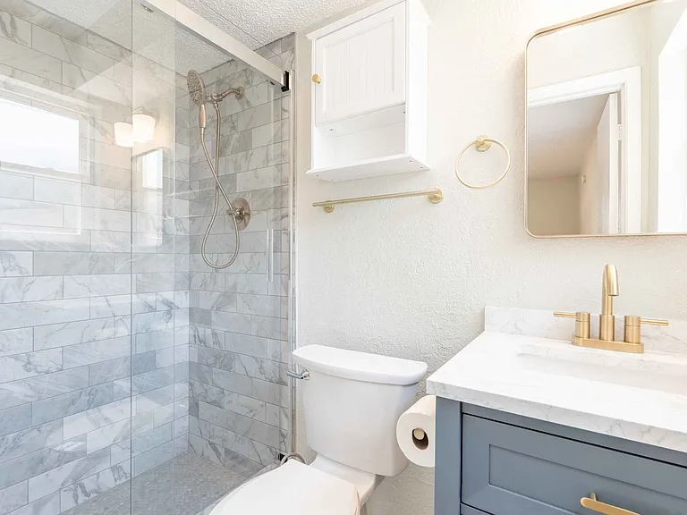 3321 S Ash Ave — Photo 11