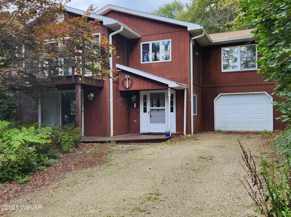 95 Mokoma Ave, Laporte, PA 18626