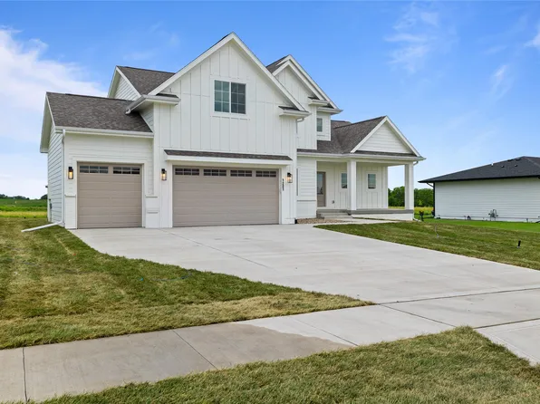1201 Willow Dr, Huxley, IA 50124