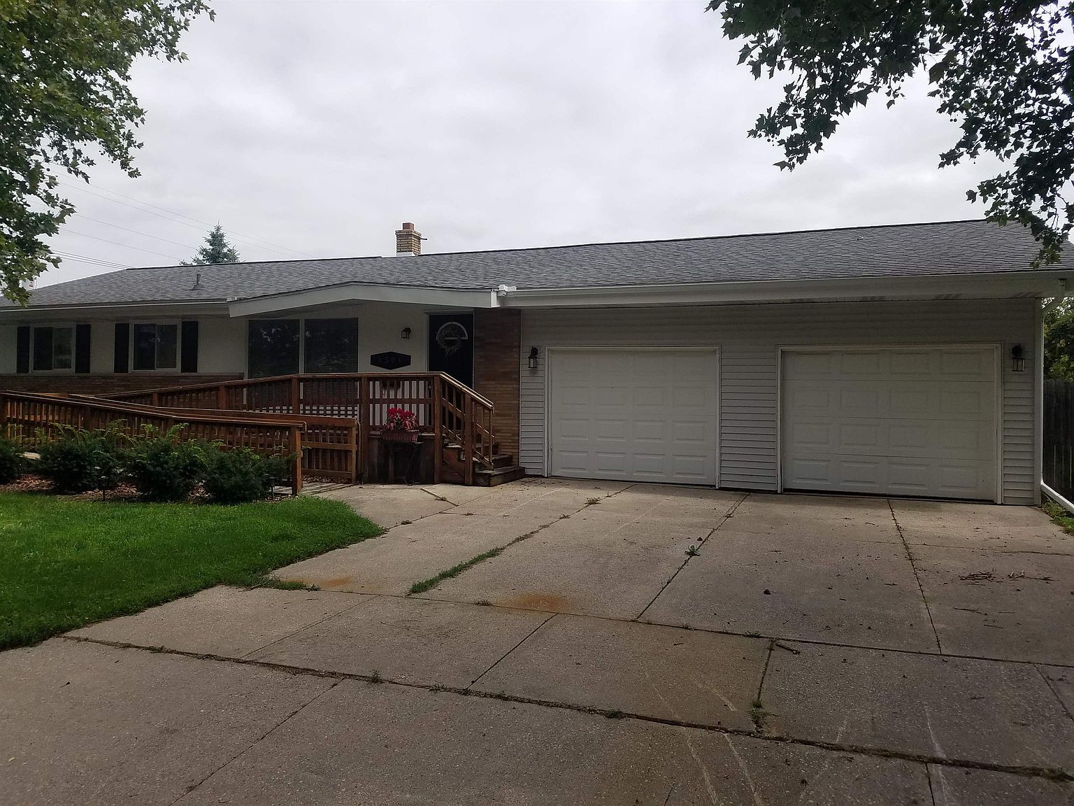 1501 S Farragut St, Bay City, MI 48708 Zillow