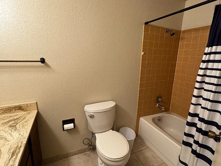 643 Travis Dr — Photo 11