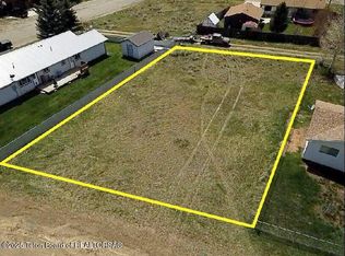 15 S Shanley Ave, Pinedale, WY 82941