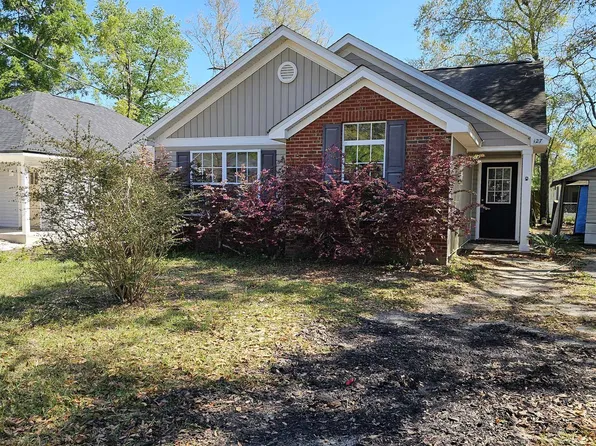 127 Lance Ln, Crawfordville, FL 32327