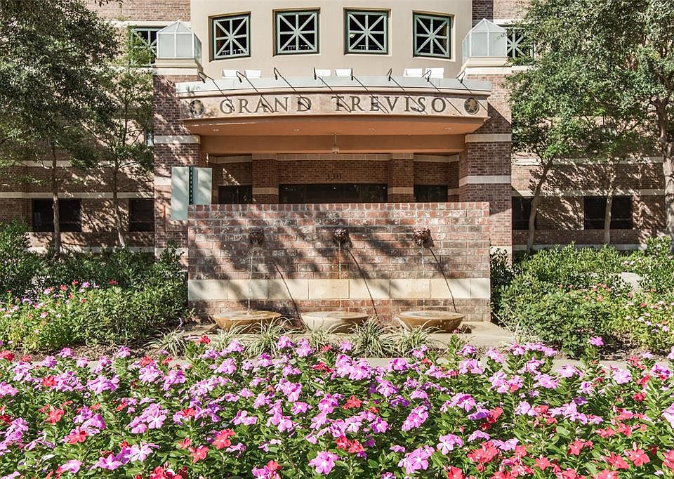 1st image of 330 Las Colinas Blvd #374