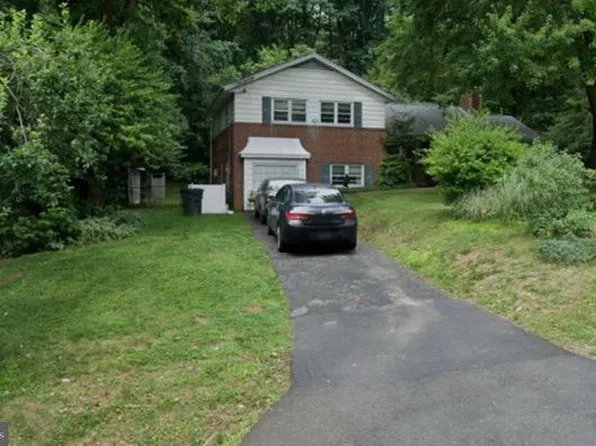 1117 Westbriar Ct NE, Vienna, VA 22180