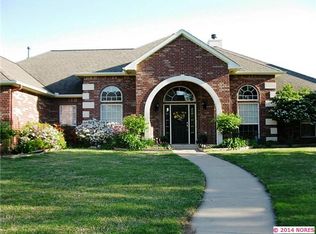 1803 Forest Park Dr, Claremore, OK 74017