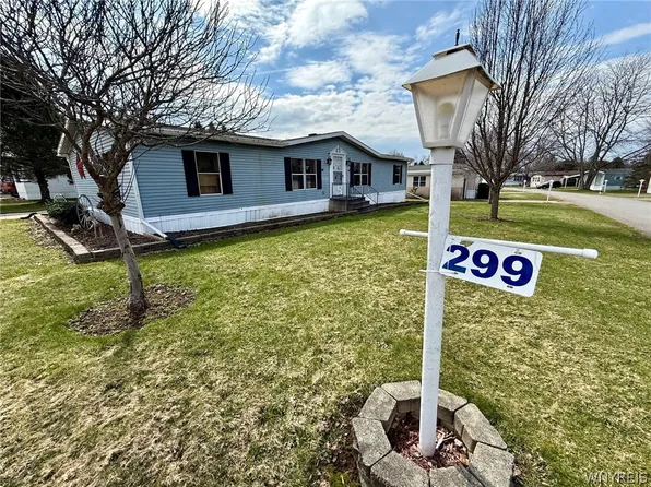 299 Southview Dr, Arcade, NY 14009