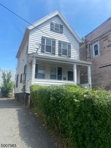 105 Paine Ave, West New York, NJ, 07111